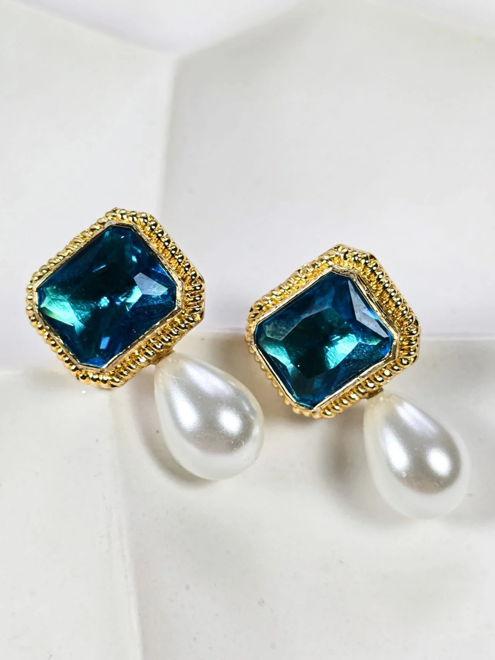 Blue Stone Pearl Earrings