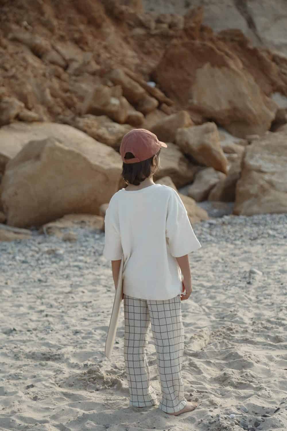 Pantalon en mousseline à carreaux crème pour bébé et enfant – Tissu doux, coupe confortable