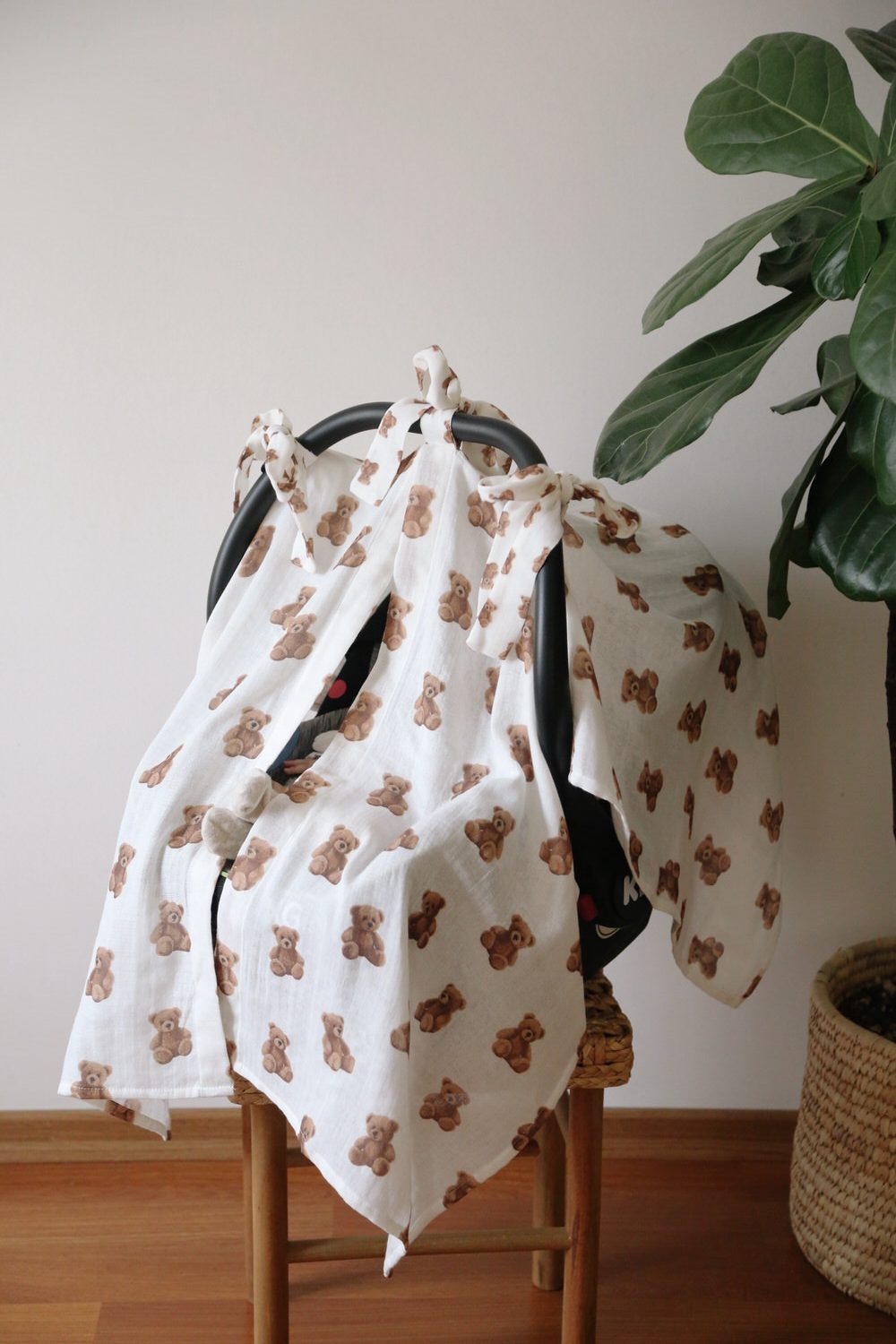 Double-Layer Organic Muslin Stroller Cover with Teddy Bear Pattern